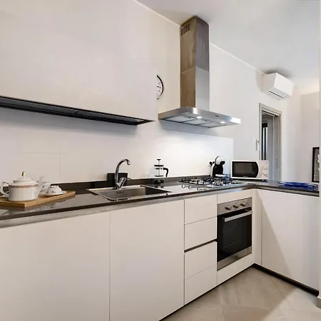 4 Passi Mare 2 Apartment Finale Ligure Exterior photo